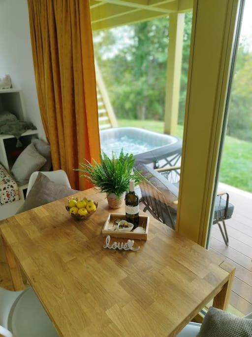 Holiday House Hona Lux Velike Lasce Eksteriør bilde