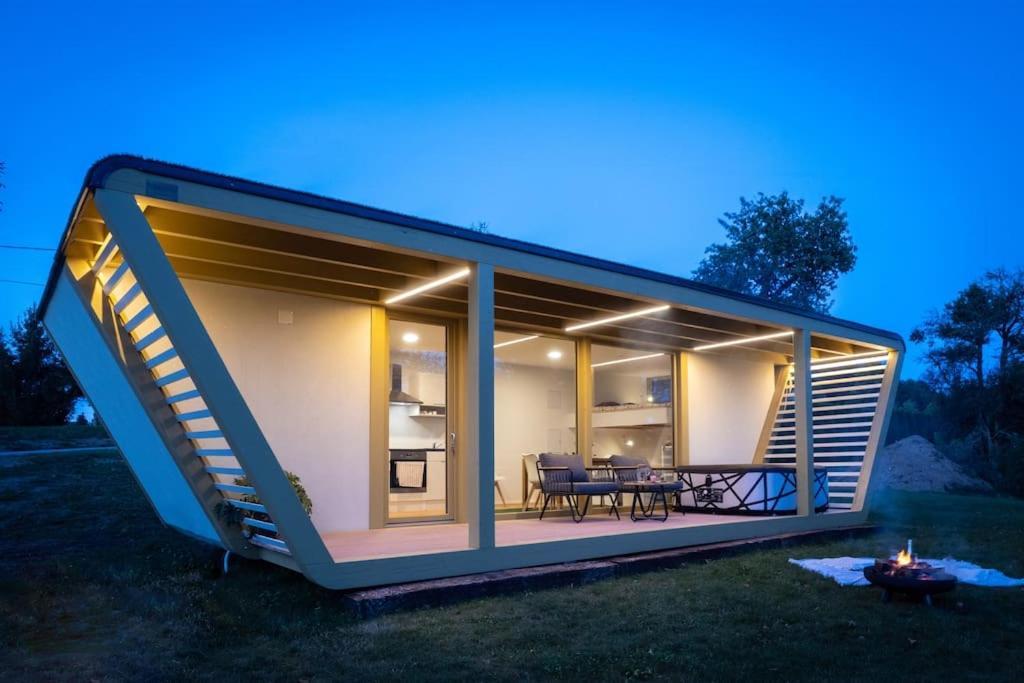 Holiday House Hona Lux Velike Lasce Eksteriør bilde