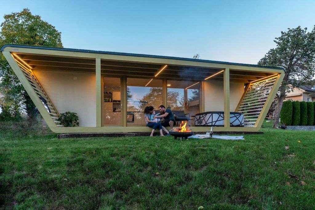 Holiday House Hona Lux Velike Lasce Eksteriør bilde