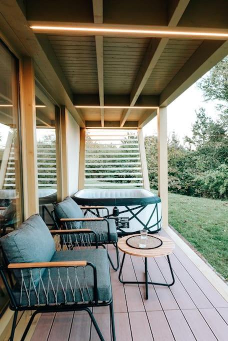 Holiday House Hona Lux Velike Lasce Eksteriør bilde
