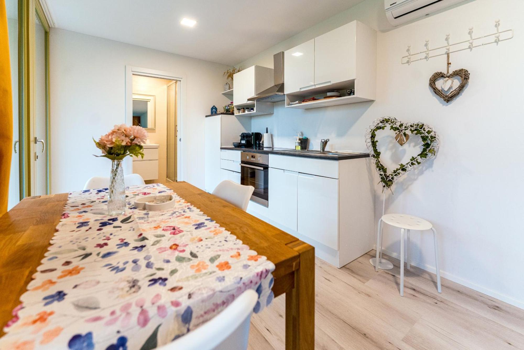 Holiday House Hona Lux Velike Lasce Eksteriør bilde