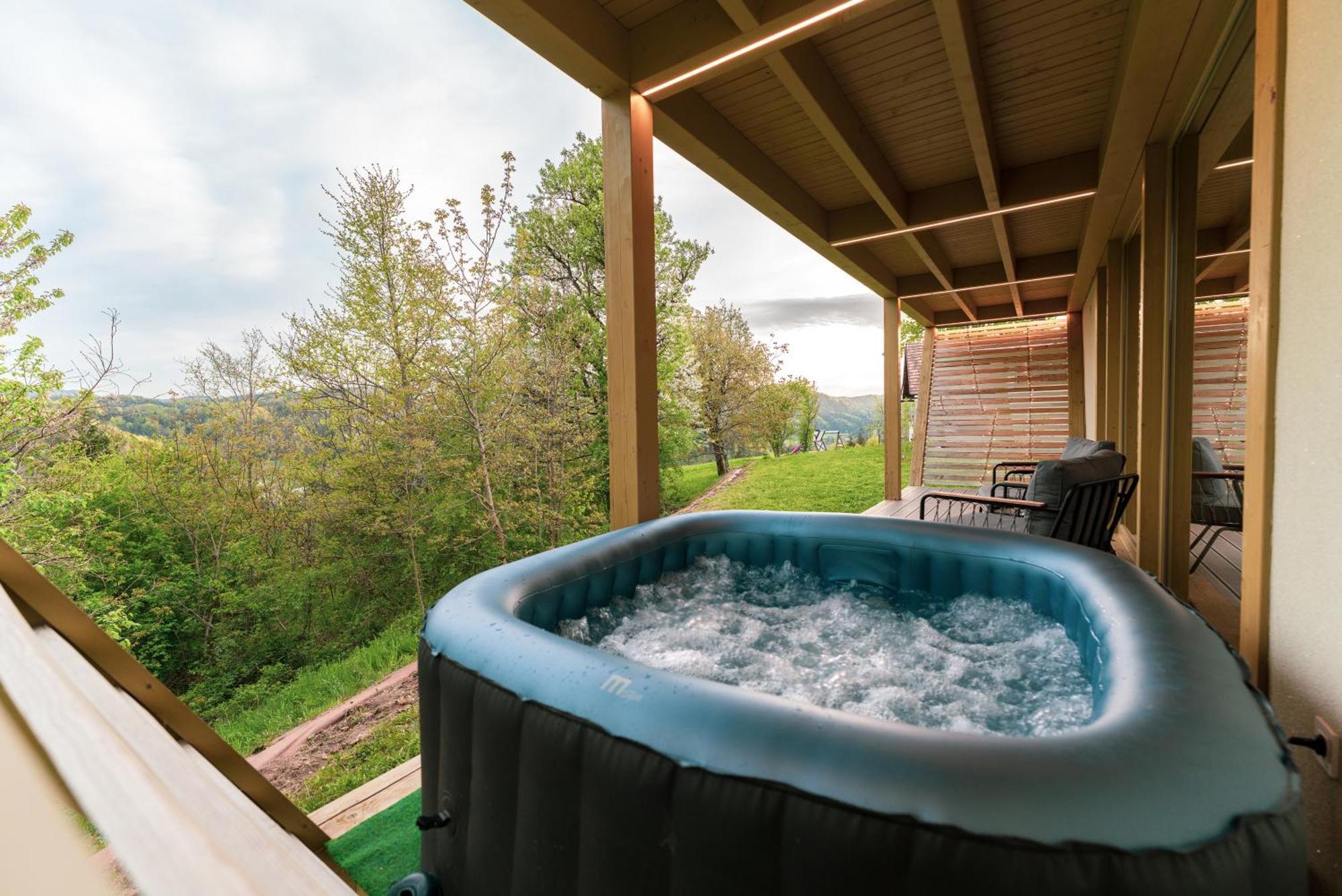 Holiday House Hona Lux Velike Lasce Eksteriør bilde